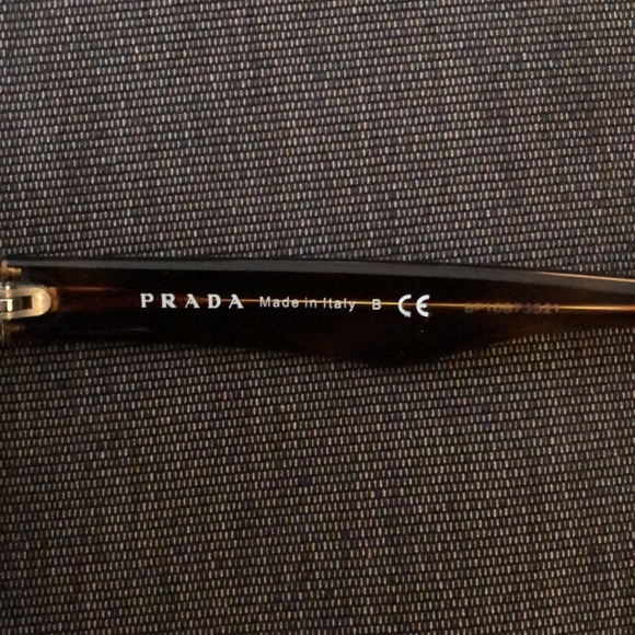 Prada eyeglass frames. 53 x 16 x 140 - Picture 3 of 7